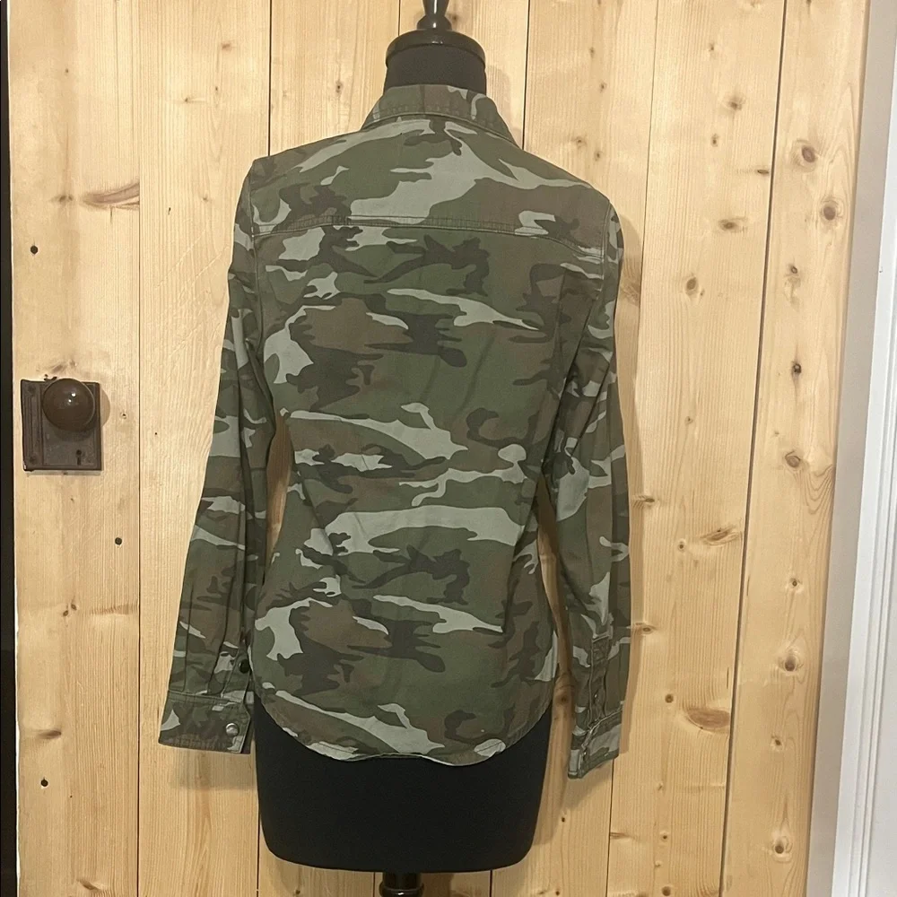 Camouflage Button-Down Utility Shirt - Green Camo - Picture 3 of 5